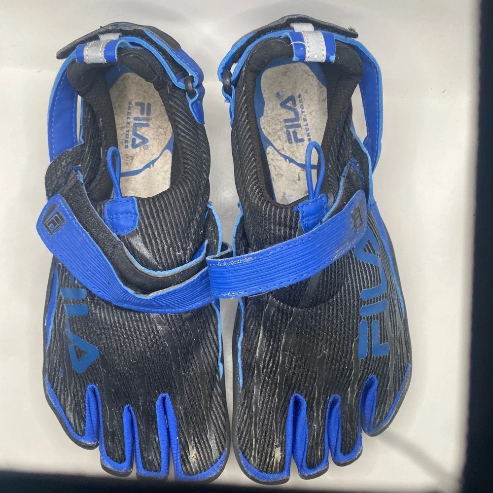 FILA Skele-Toes Bayrunner Men 9 Black Blue Minimalist Water Shoes 1PK010EX-003